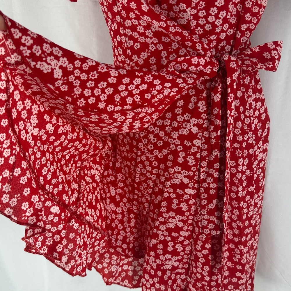 Red Floral Crepe Wrap Dress with Ruffle Sleeves - Small - Picture 9 of 15